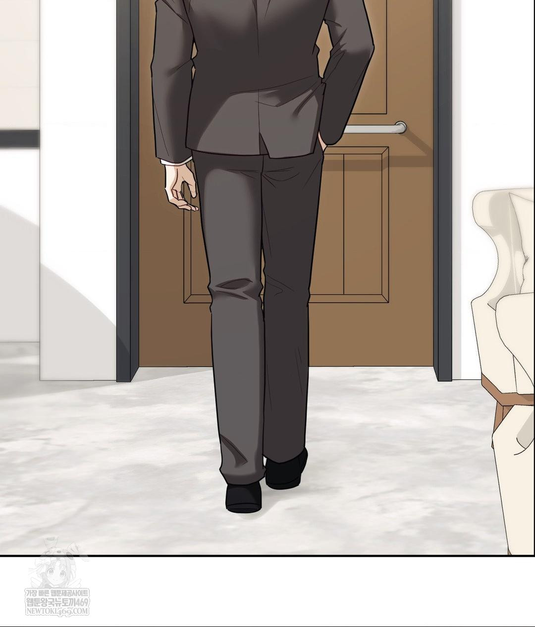 Senior Assistant Instructor Raw - Chapter 49 Page 70